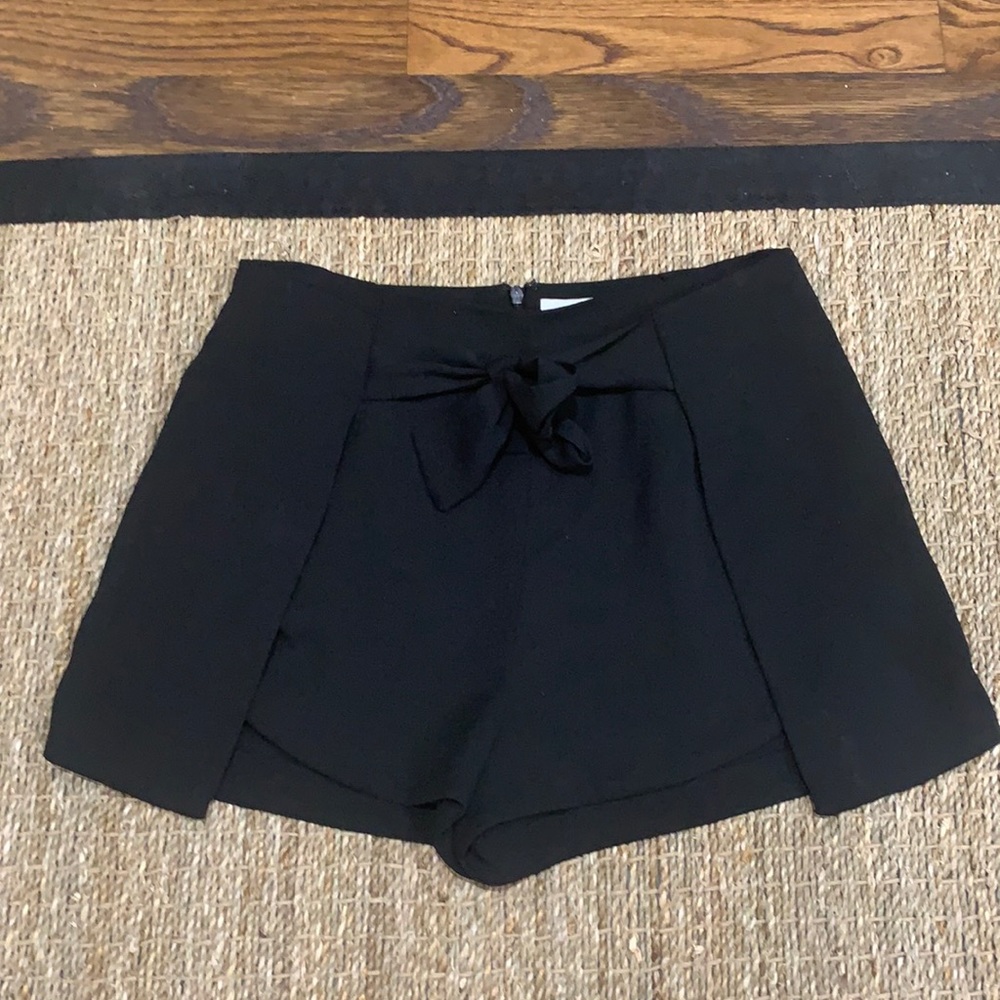 Do+be black shorts